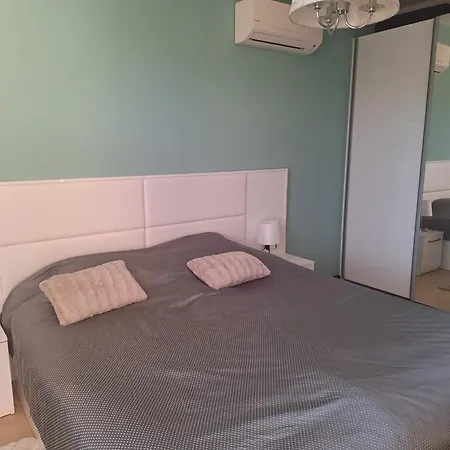 Bogdanov Apartment Lozenets